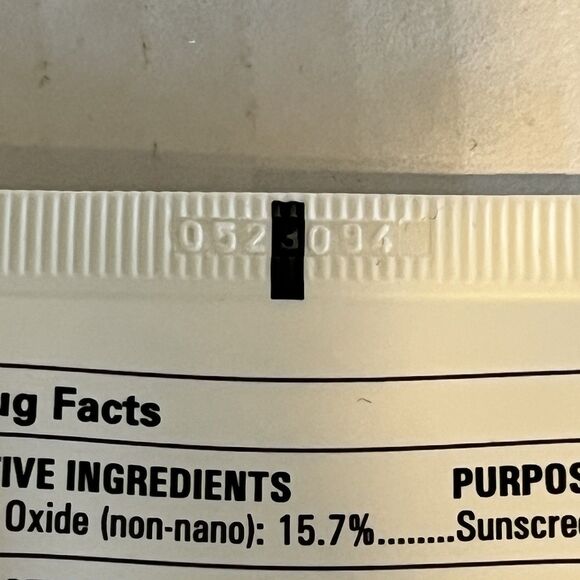 Mad Hippie Zinc Oxide Sunscreen Hydrating Facial SPF 25+ UVA/UVB Broad Spectrum - Picture 8 of 8